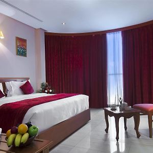 Suite met een Slaapkamer en een King Size Bed